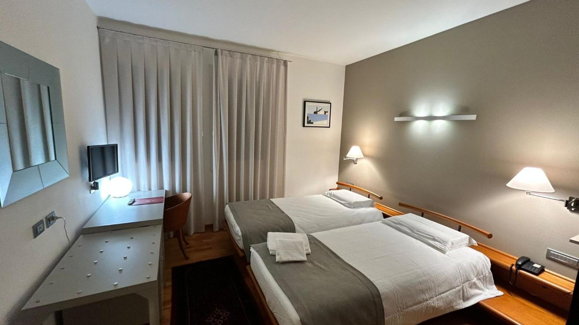 Hotel Centrale Resana エクステリア 写真